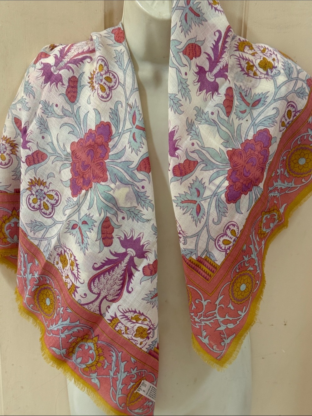 SACHA Wool Floral Pattern Square Scarf 🧣 in Pink, Cream & Teal Japan 38” square